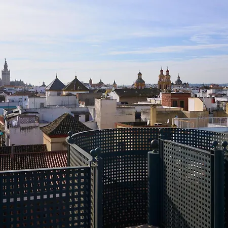 Santiago 39, By Homing U * Sevilla